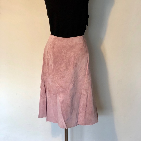 Danier Dusty Rose Suede Skirt - Picture 5 of 8